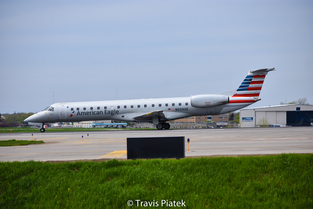 Envoy Air Embraer ERJ145LR N939AE Buffalo Niagara Flickr