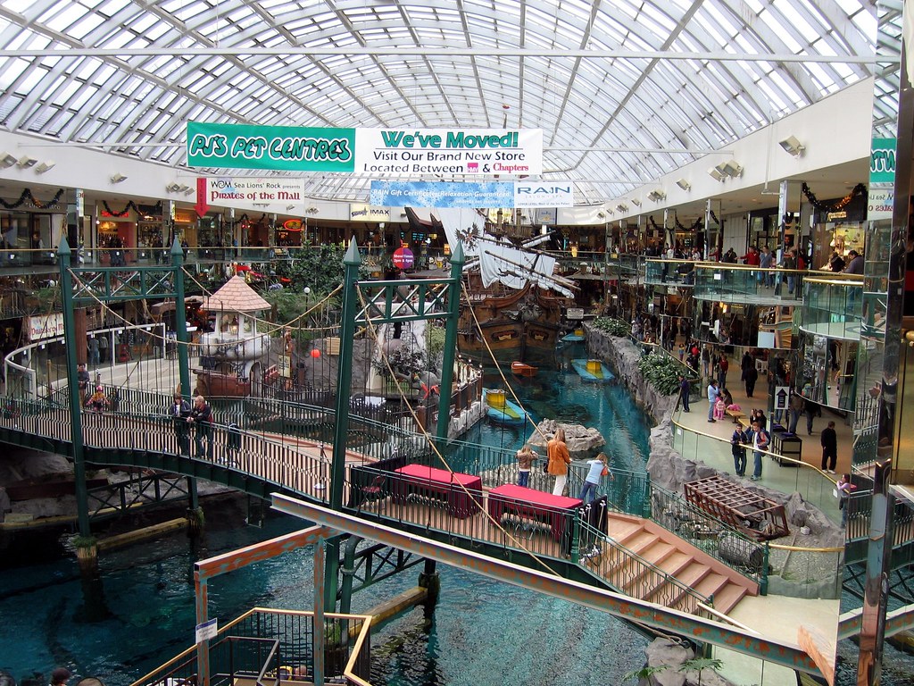 West Edmonton Mall Deep Sea Adventure Lake West Edmonton… Flickr