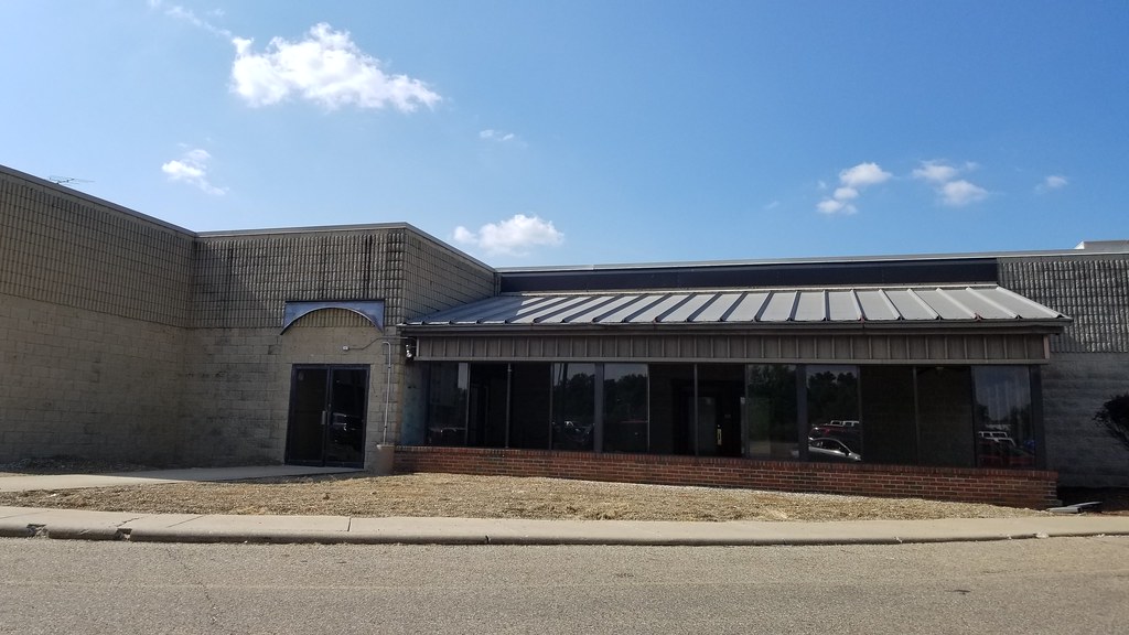 Unknown Carnation City Mall Alliance, OH August 2018 Flickr