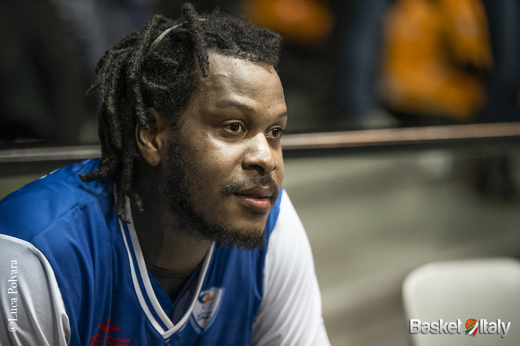 Jefferosn Davon,Red October Cantù6 BasketItaly Puntoit Flickr