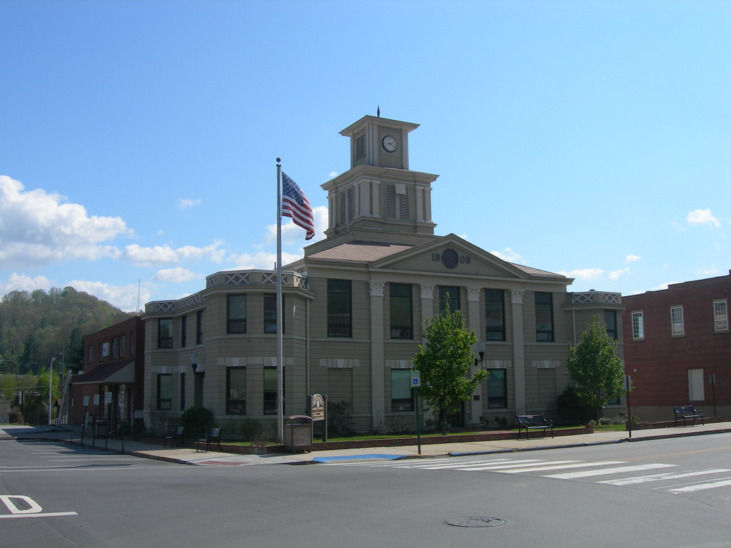 (Old) Yancey County Court House Burnsville, North Carolina… Flickr