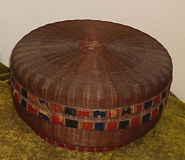 Wemyss1 This Needlework basket belongs to my friend Wemyss… Flickr