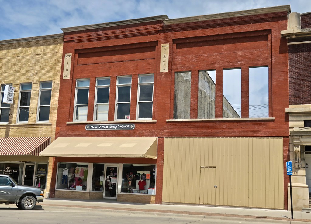 Odd Fellows Building, Belle Plaine, IA Odd Fellows Buildin… Flickr