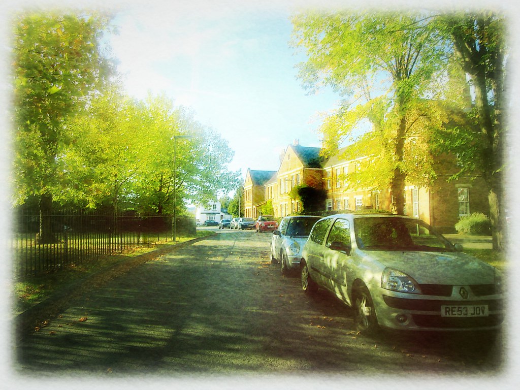  Autumnal day .. Autumnal day .. Cardwells Keep Sto… Flickr