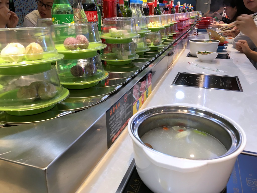 conveyor belt hot pot in Ynaji Fuyuhiko Flickr