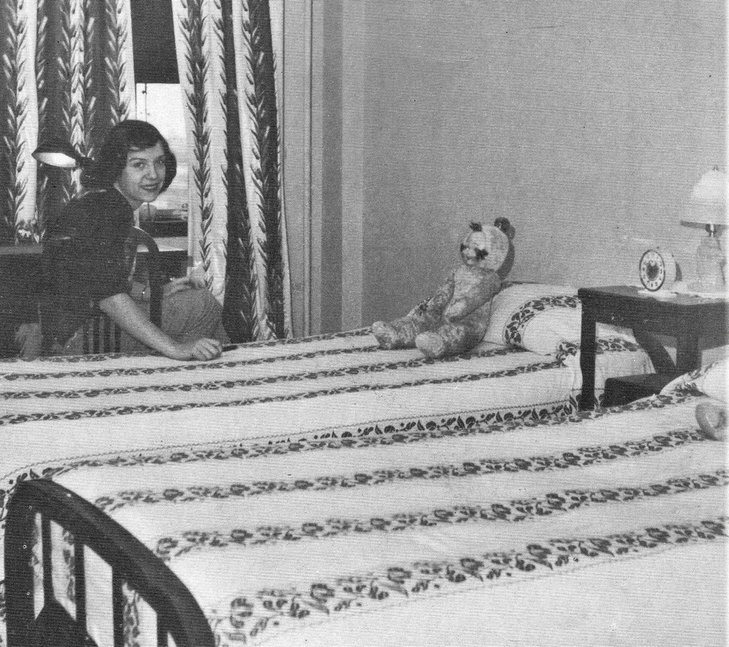 Dorm Room for nursing students at Charity Hospital School … Flickr