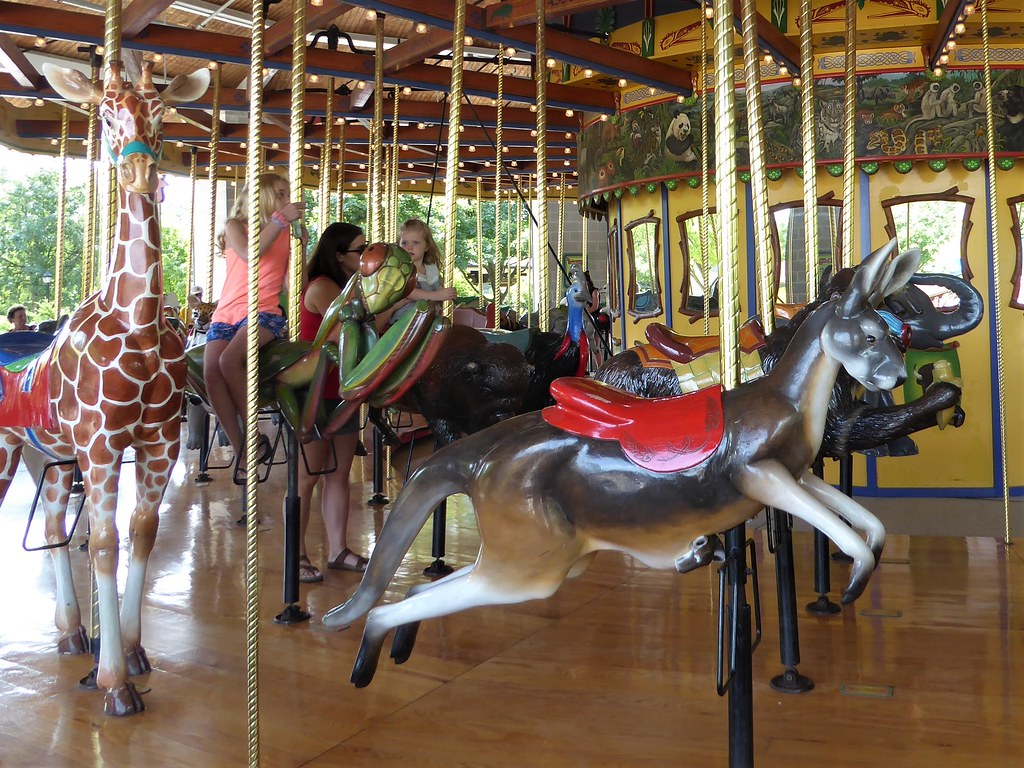 Brookfield, IL, Brookfield Zoo, Carousel Mary Warren Flickr