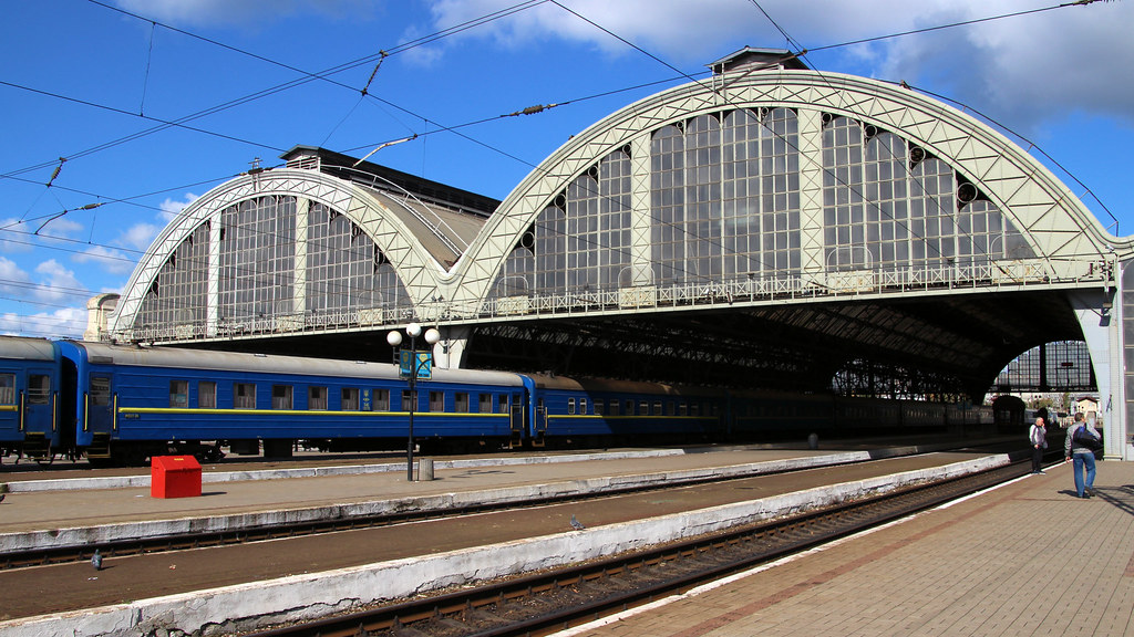 Lviv train station The impressive shed of Lviv station dat… Flickr