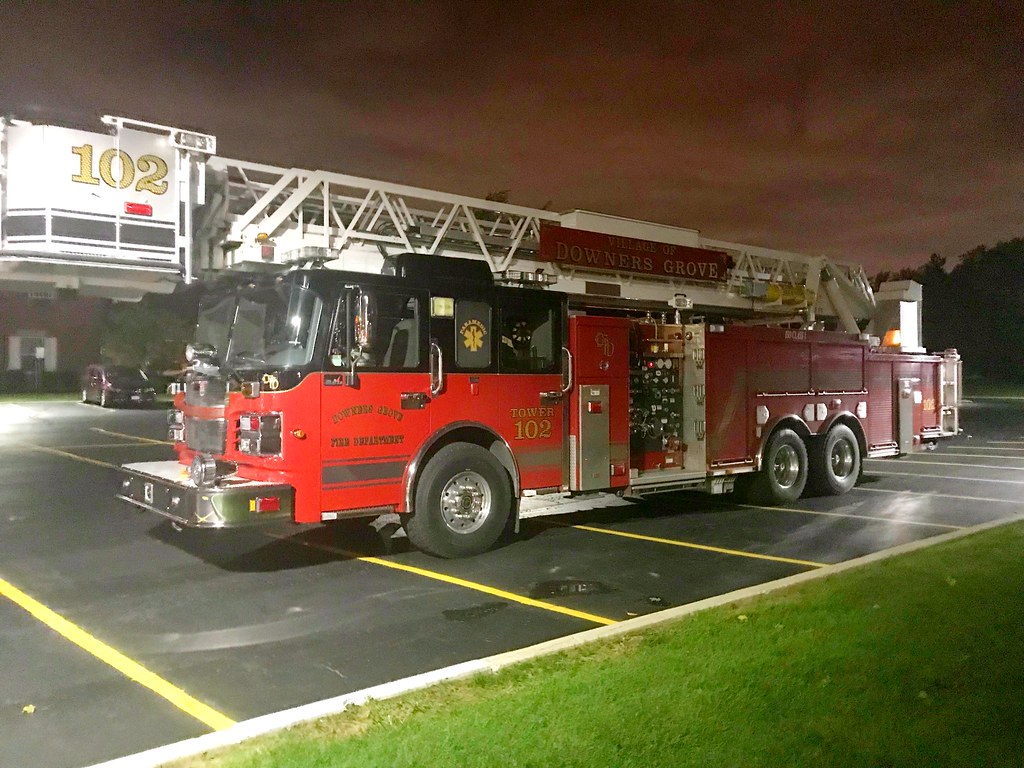 Downers Grove (IL) Fire Department Tower 102 Daniel Hynd Flickr