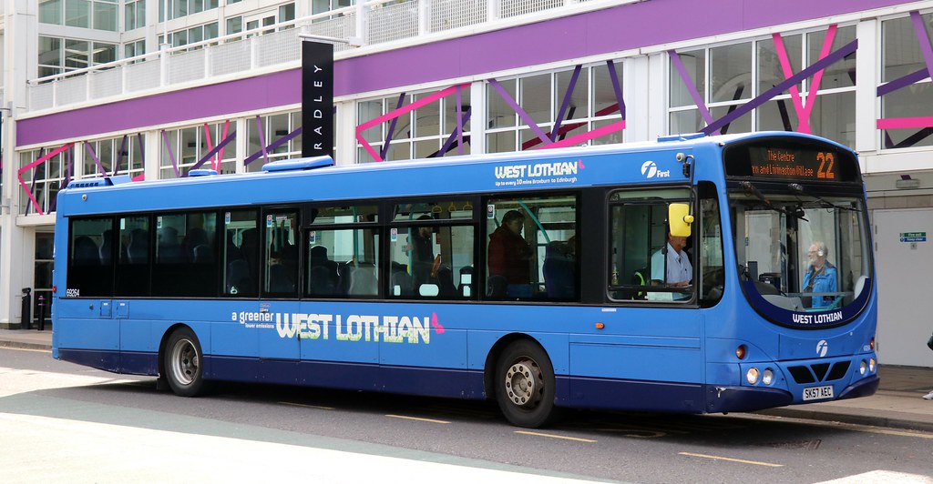 First Scotland East 69264 SK57AEC at Livingston Bus Termin… Flickr