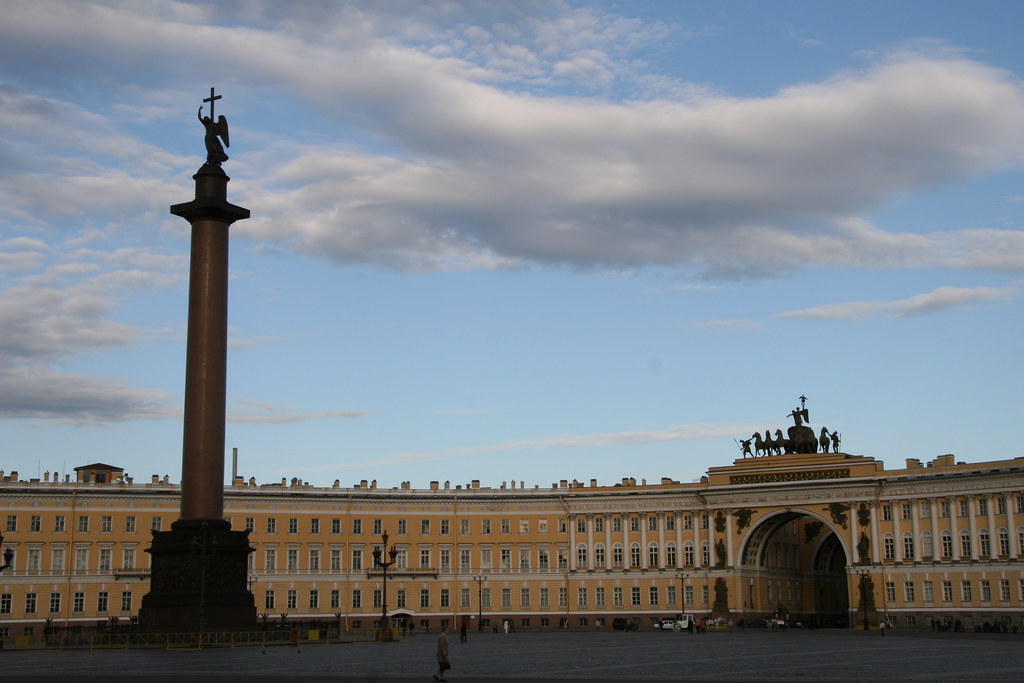 IMG_5011[1] Russian Army HQ opposit the winter Palace mark benger