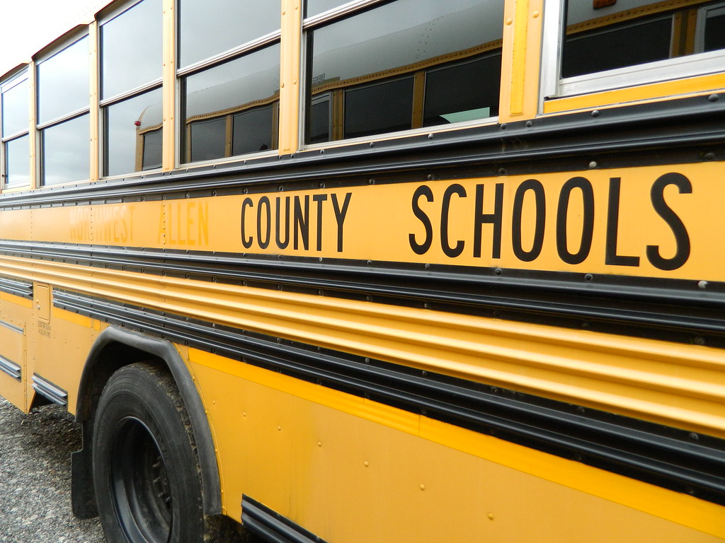 exNorthwest Allen County Schools 46 (2) Cincinnati NKY Buses Flickr