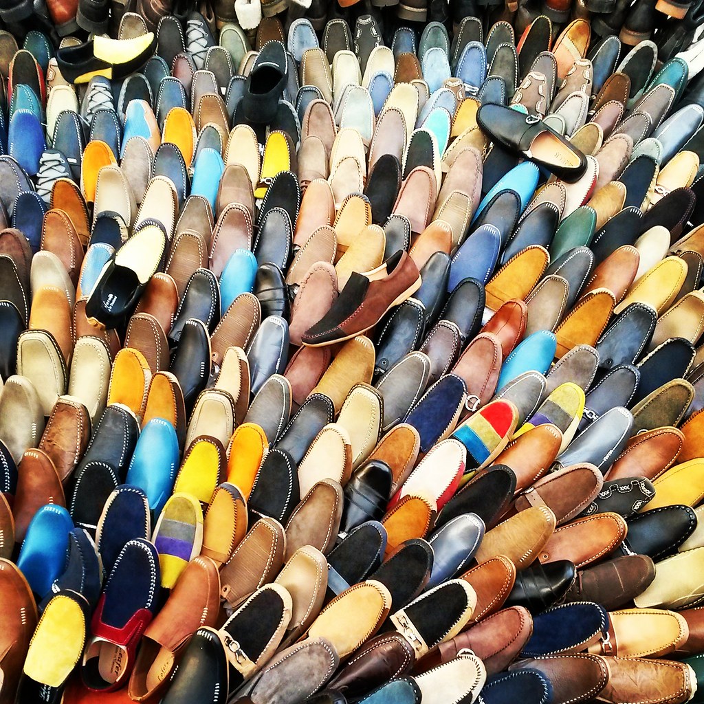 'Street Shoe Shop'_Dhaka_Bangladesh. These photo is … Flickr