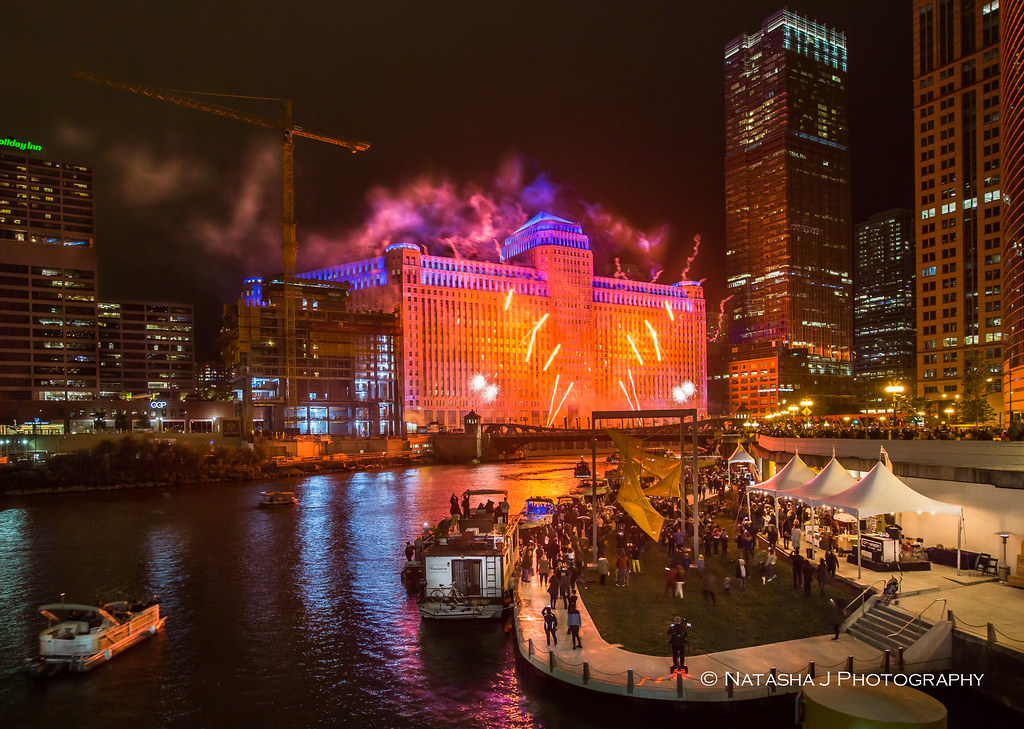 Merchandise Mart Chicago Light Show 2018 Chicagoans got th… Flickr