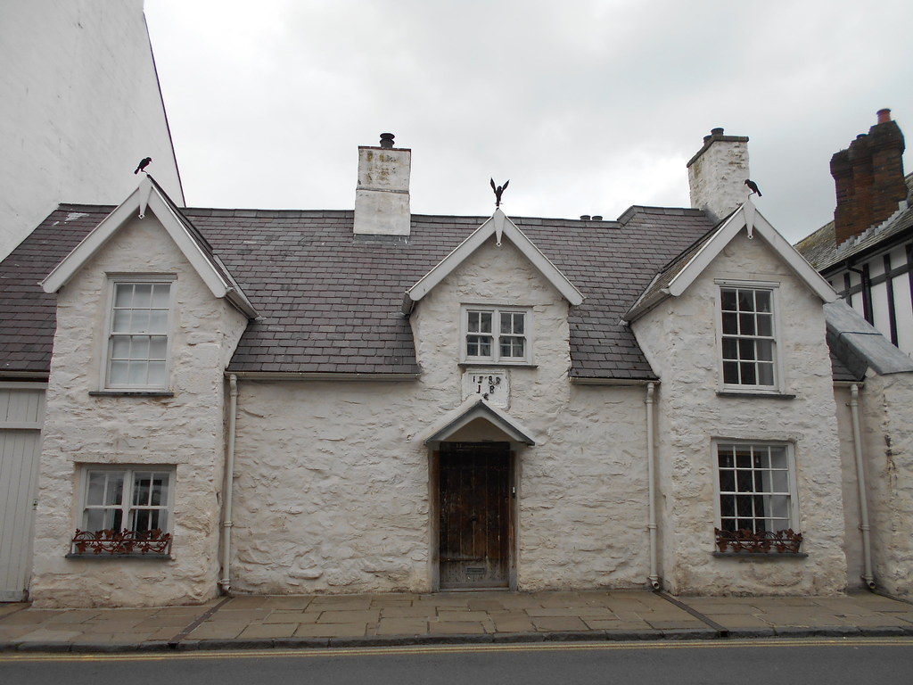 Conwy. House dated 1589. This small house is located in th… Flickr