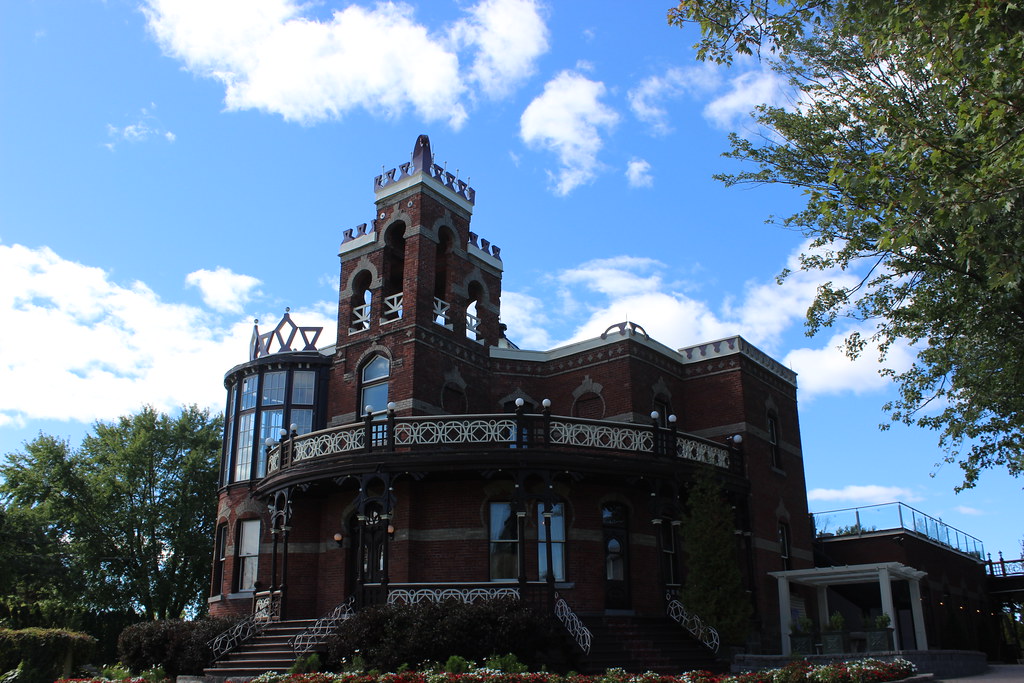 Chateau St Antoine Chateau St Antoine StAntoine surRiche… Flickr