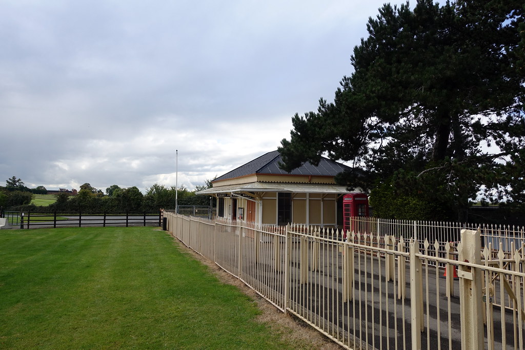 Cheltenham Racecourse Station David Jones Flickr