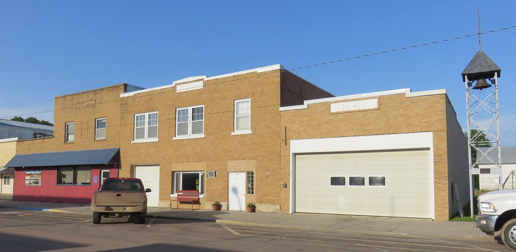 Menno, South Dakota City Hall Menno, South Dakota is locat… Flickr