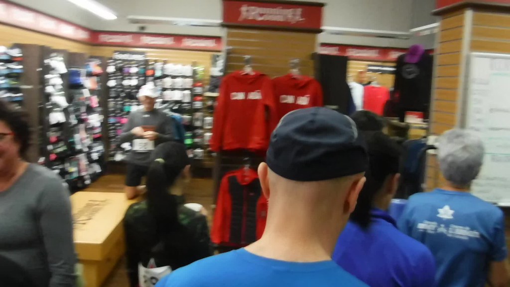 Slater St. Running Room October 3, 2018 DSCF2632 (21 s… Flickr