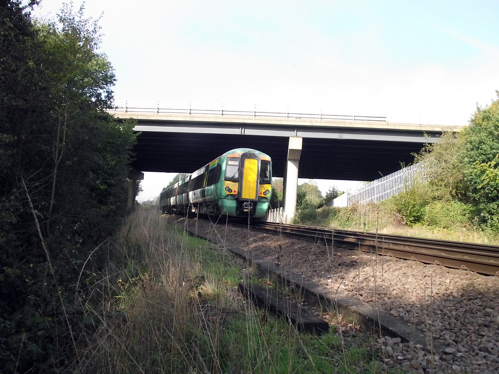 South Nutfield a photo on Flickriver
