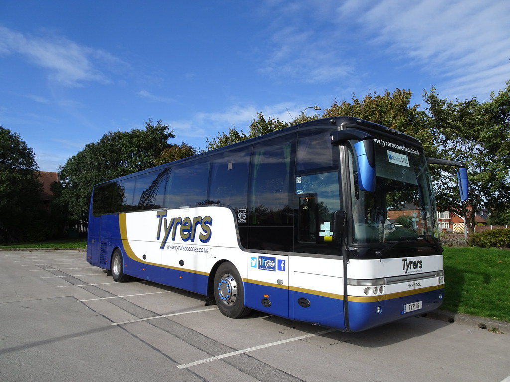TYR11R Tyrers Coach at Morrisons in Blackpool VanHool T915… j.a