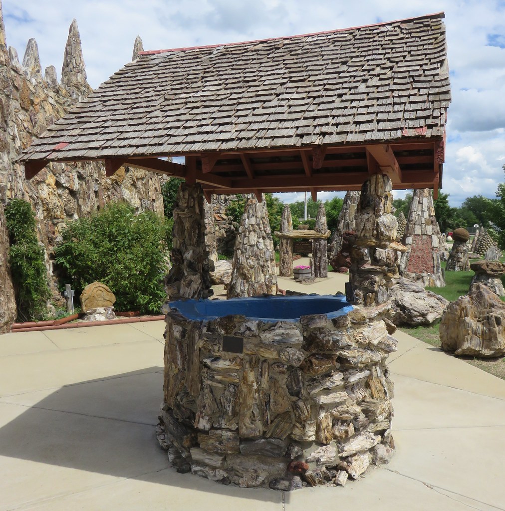 Lemmon Petrified Park (Lemmon, South Dakota) The Lemmon Pe… Flickr