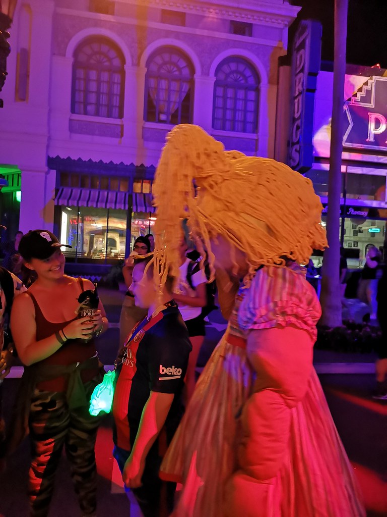 IMG_20180930_205903 rhdr Steven Goldsborough Flickr