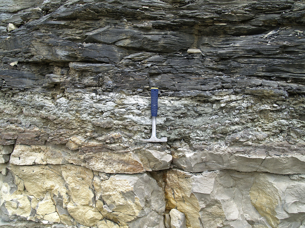 Pottsville Group over Maxville Limestone (Pleasant Valley … Flickr