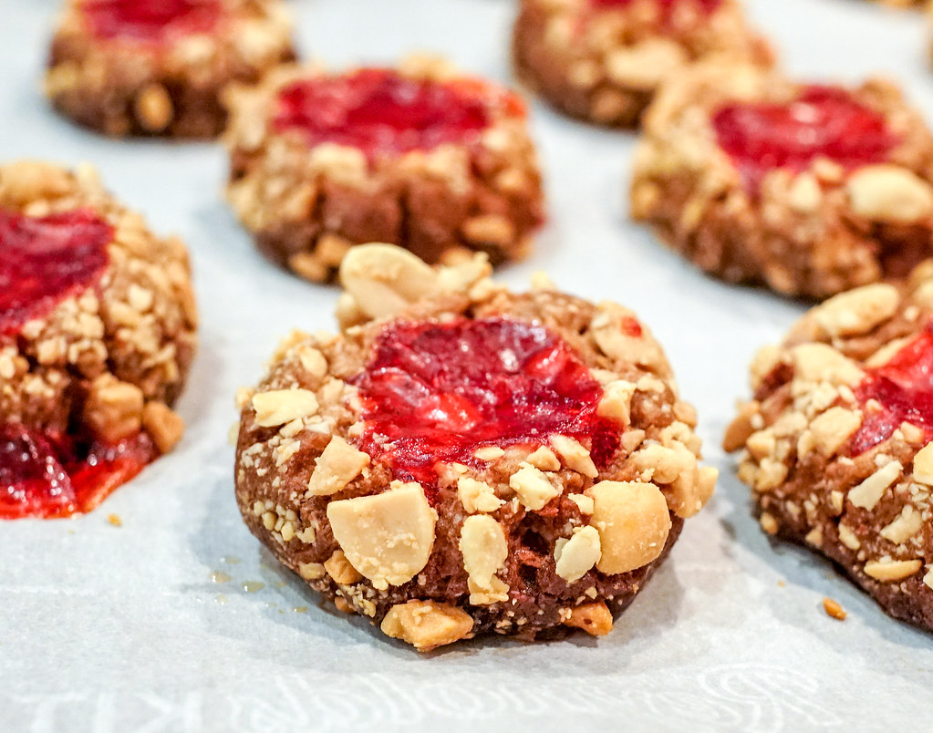 2018.09.27 Low Carbohydrate Peanut Butter and Jelly Cookie… Flickr