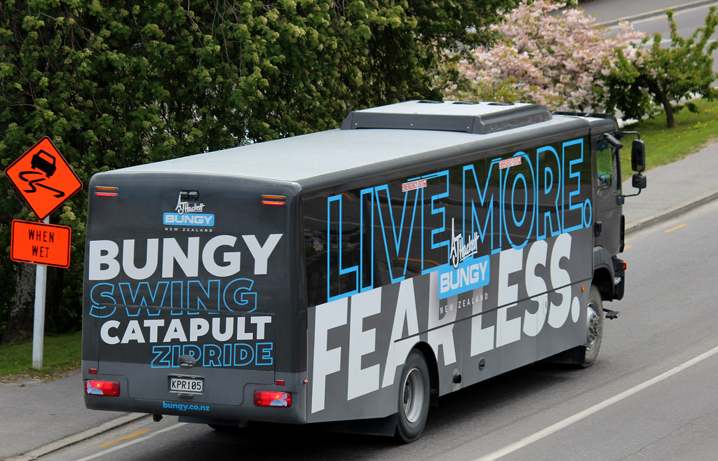 Queenstown bus, NZ Dawn Ambadan Flickr