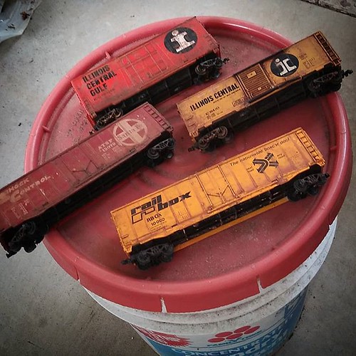 My old HO model train boxcars from when I was a kid. I cou… Flickr