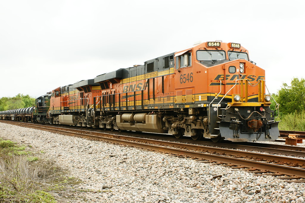 9/23/2018 LSLX 1309 [EMD GP9r] Lone Star Leas… Flickr
