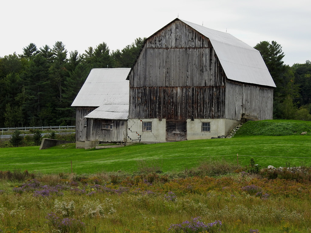 An old barn in Chelsea, Quebec An old barn in Chelsea, Que… Flickr