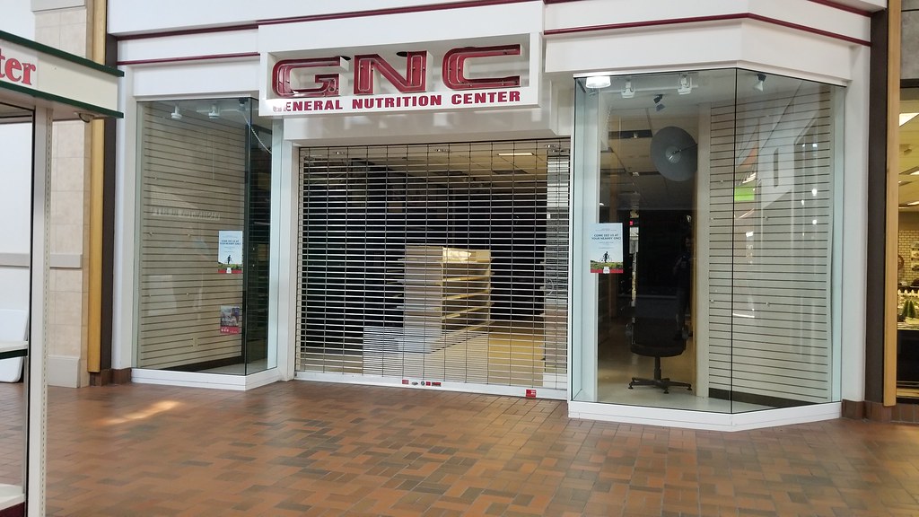 Carnation City Mall Alliance, OH August 2018 Mike Kalasnik Flickr