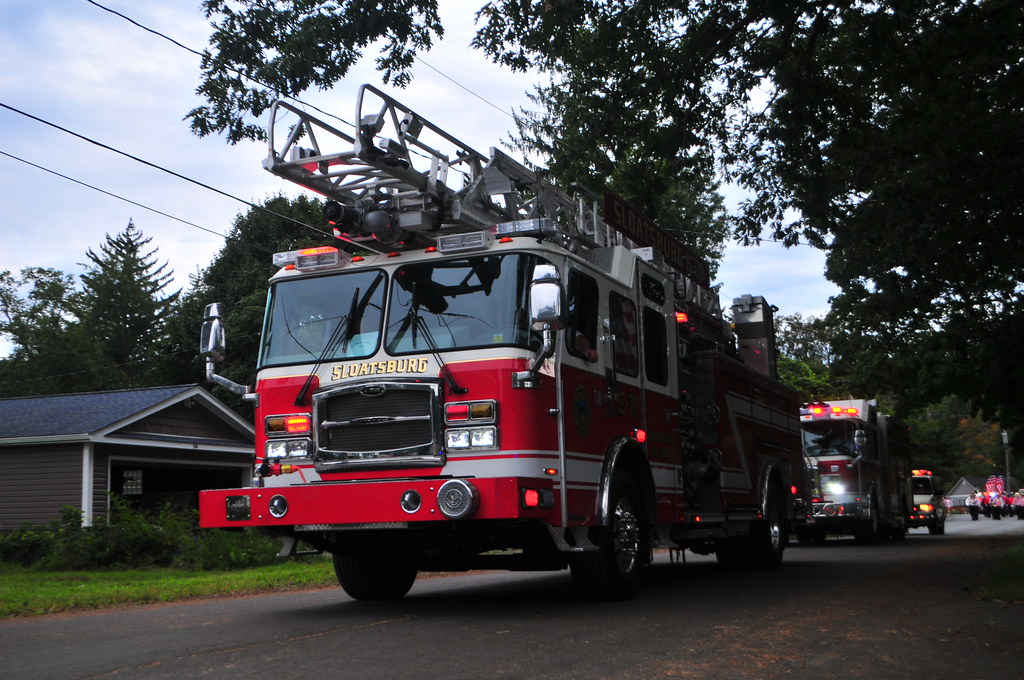 Sloatsburg Fire Department Ladder 1578 2016 EOne Typhoon