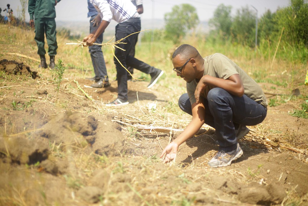 Kotsa Runonko,Kwenga Ibitoki no Gucunda Amata i Mayunzwe 1… Flickr