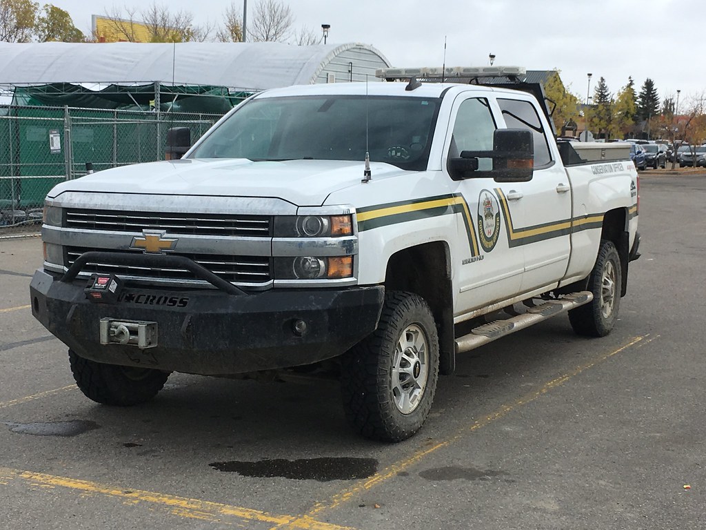 Alberta Conservation Officer Chevy 2500HD Truck edmontonmedic23 Flickr