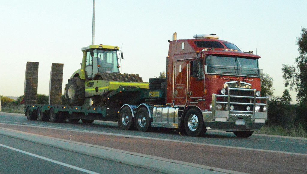 Kenworth K104 Reid Highway, Dayton. Terry Flickr