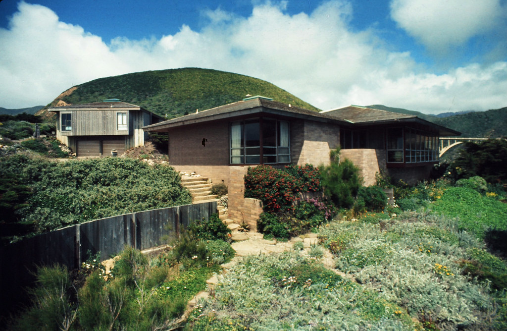 1974BixbyHouse House at Bixby Landing Big Sur 1974 Pat Hathaway