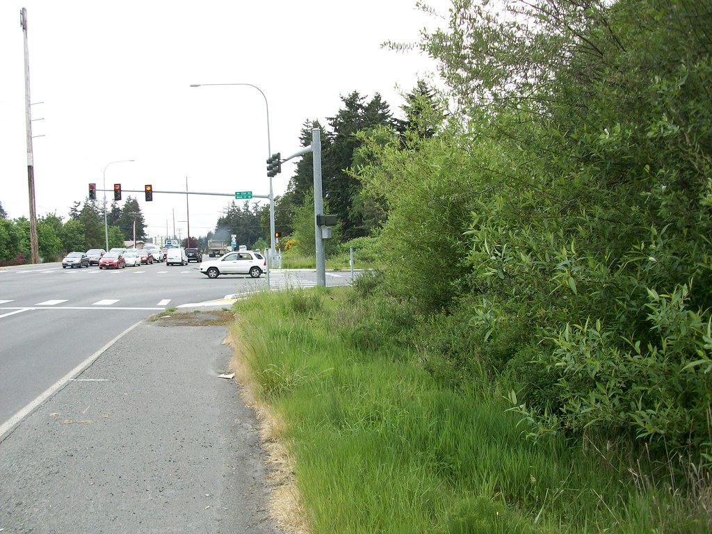 SR 525 and Fish Road/East Main Street A look at SR 525 and… Flickr