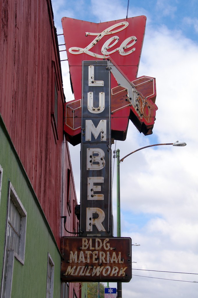 Lee Lumber Chicago, Illinois Looking at he east side of … Flickr
