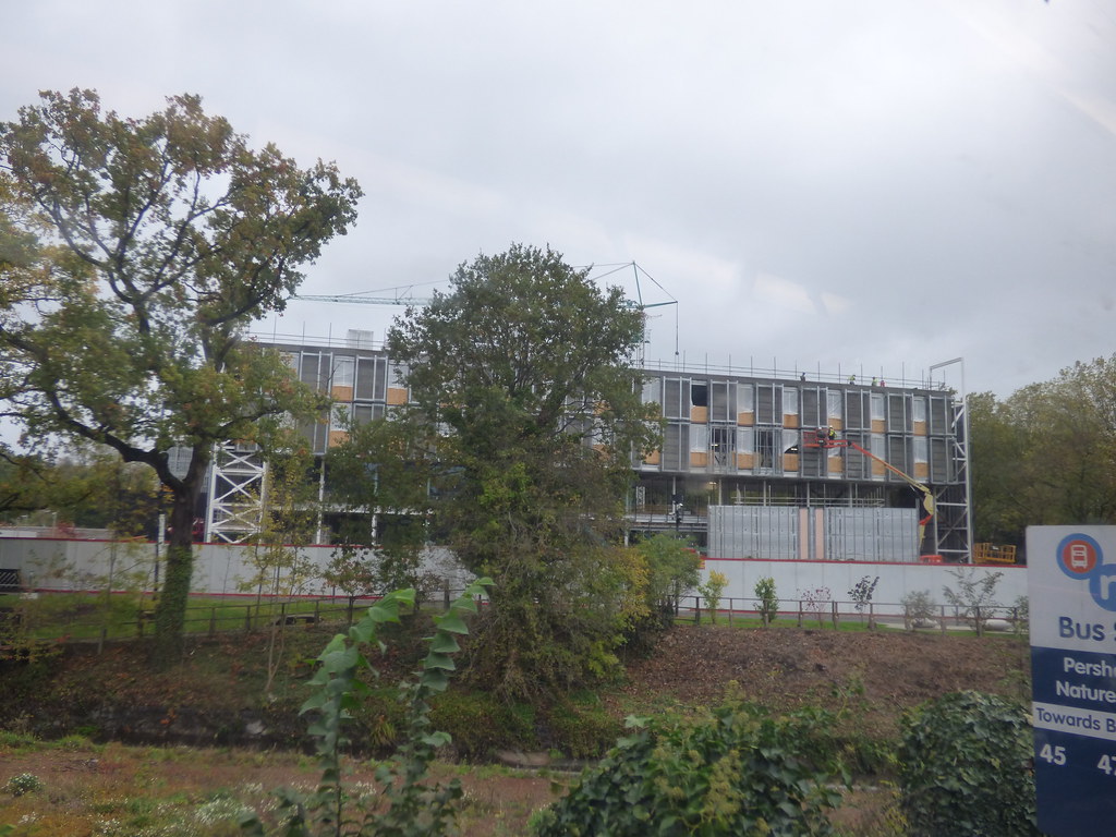 Circle Health Hospital Pebble Mill from the Pershore Road a photo