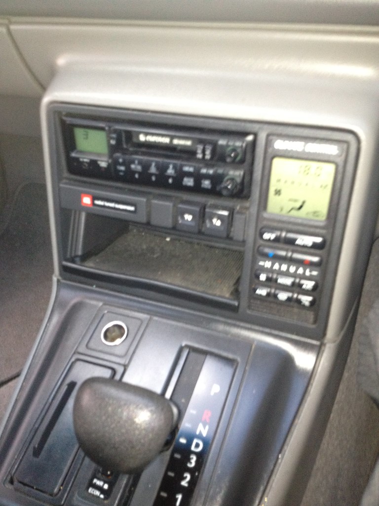 Holden VR Berlina Flickr