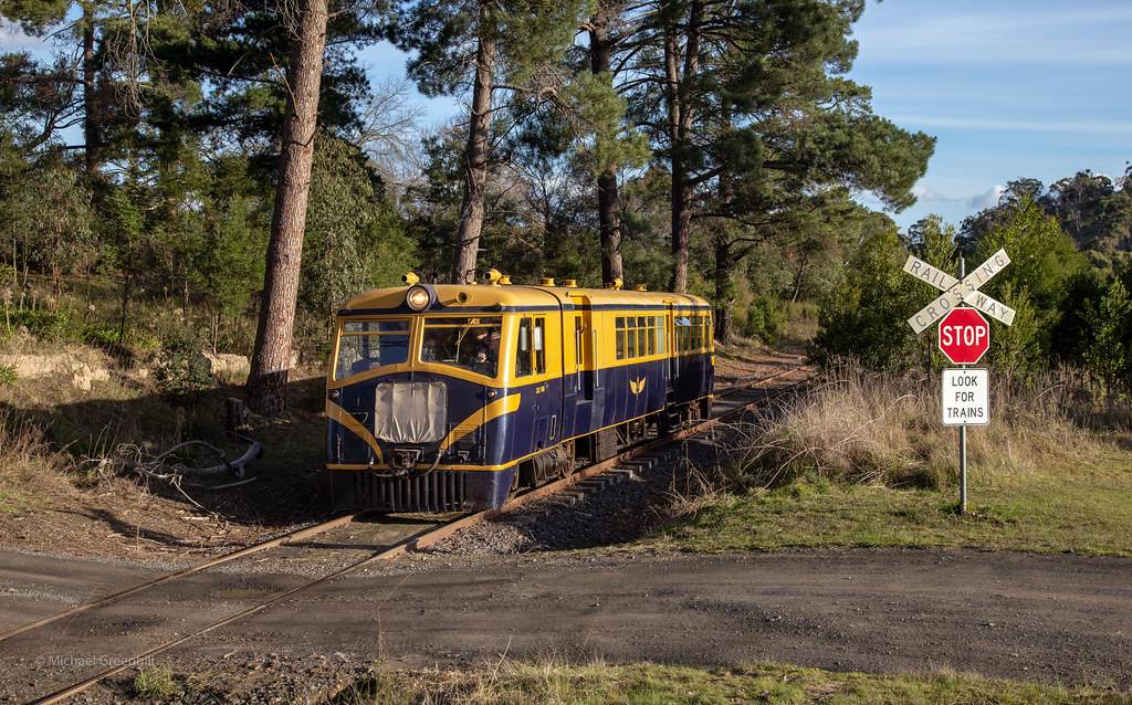 Winter Walker Yarra Valley Railway's Walkertype railcar, … Flickr