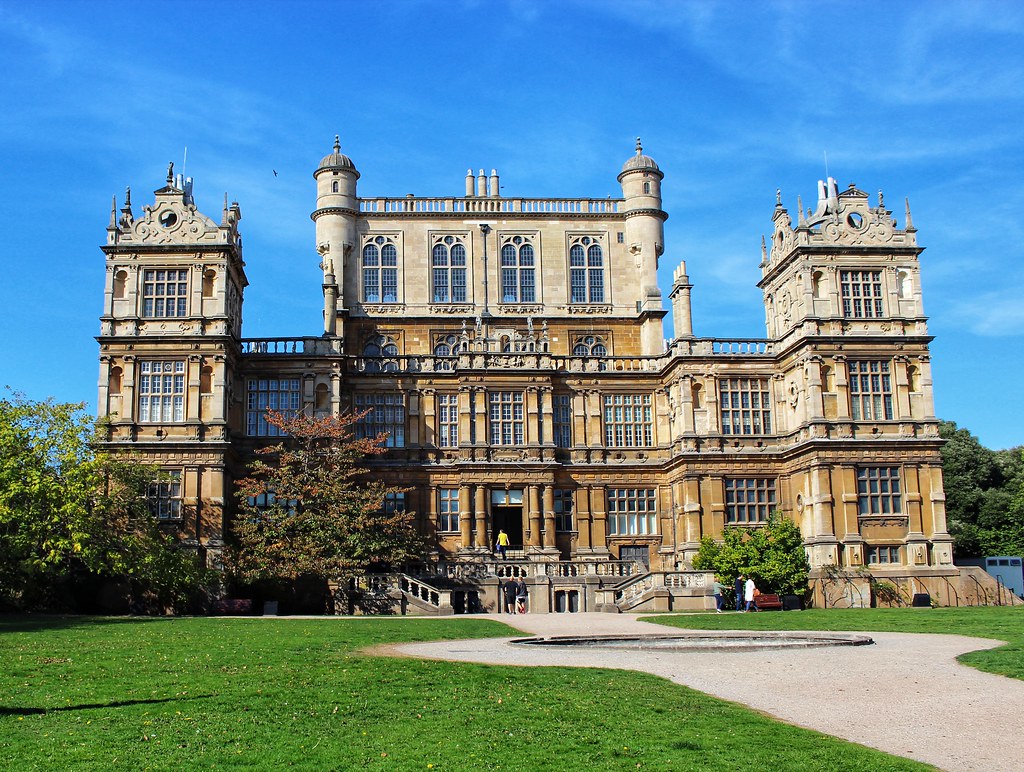 Wollaton Hall Wollaton Hall is an Elizabethan country hous… Flickr