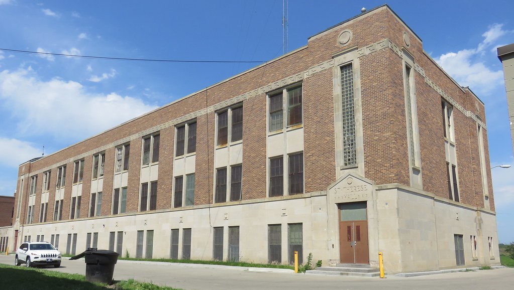 Saint Therese Hall (Marty, South Dakota) Marty, South Dako… Flickr