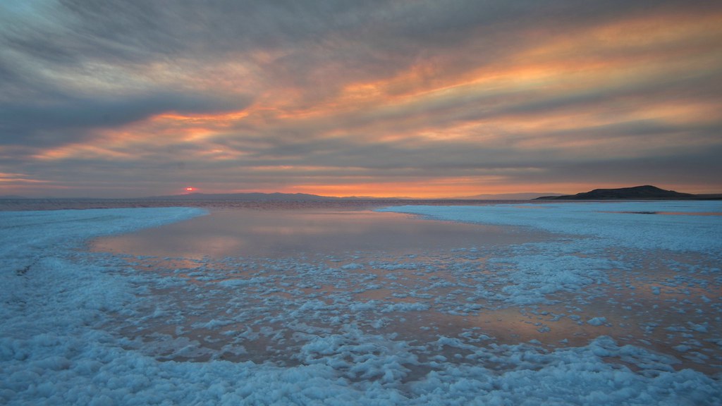 Gunnison Bay, Great Salt Lake, Utah jbeyre Flickr
