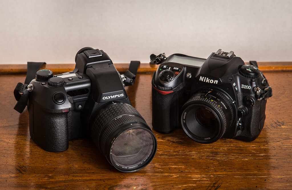 Olympus E10 (2000) / Nikon D200 (2005) Flickr