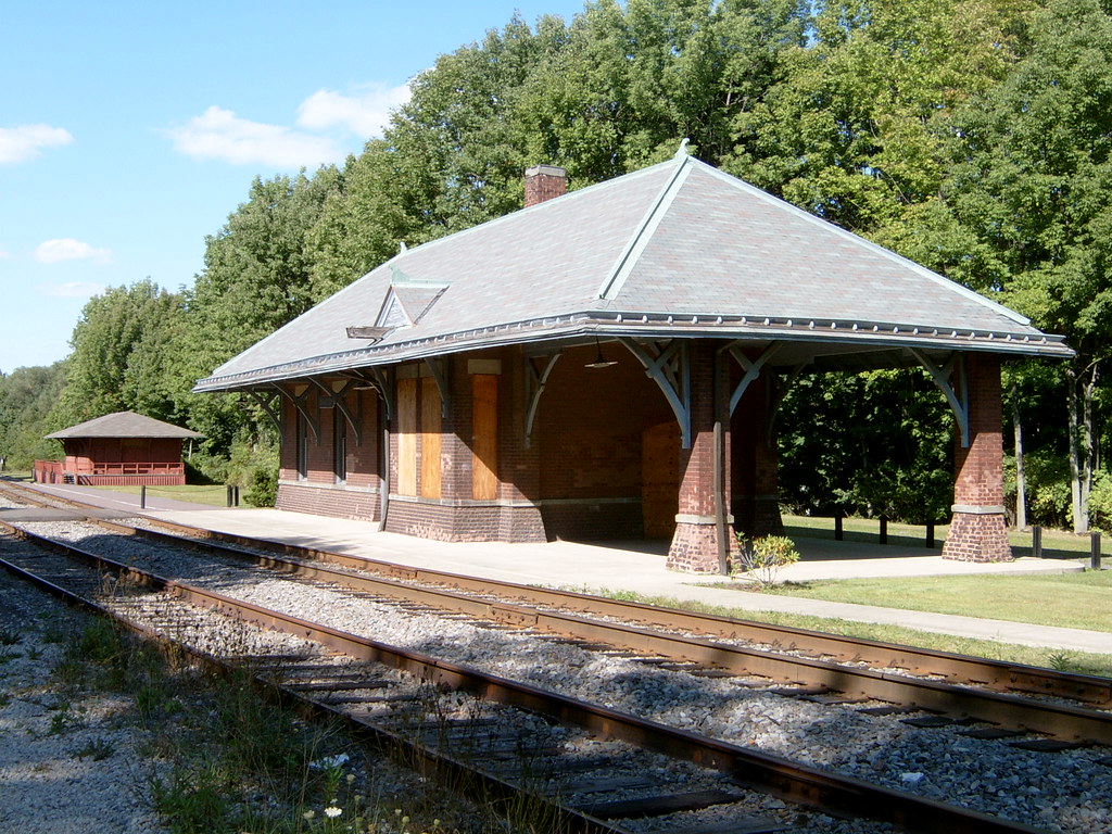 DL&W Station Moscow, PA Looks abandoned, but is in good … Flickr