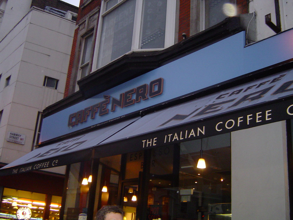 CAFFE NERO IN OXFORD ST. Miquel C. Flickr